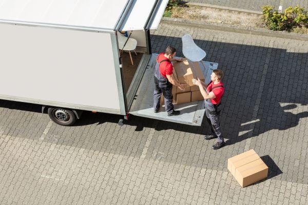 Complete Guide to Choosing the Best Movers in Dubai